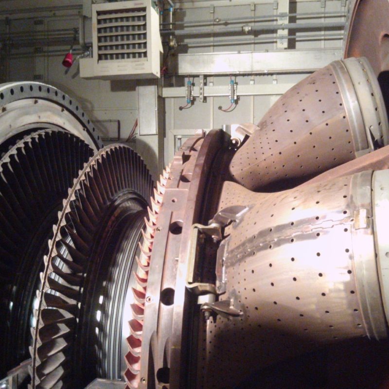 Gas turbine - Replace hot gas path component